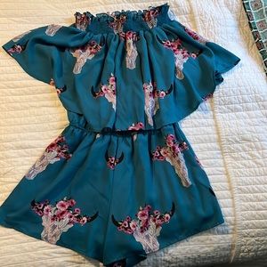 Altar’s state romper